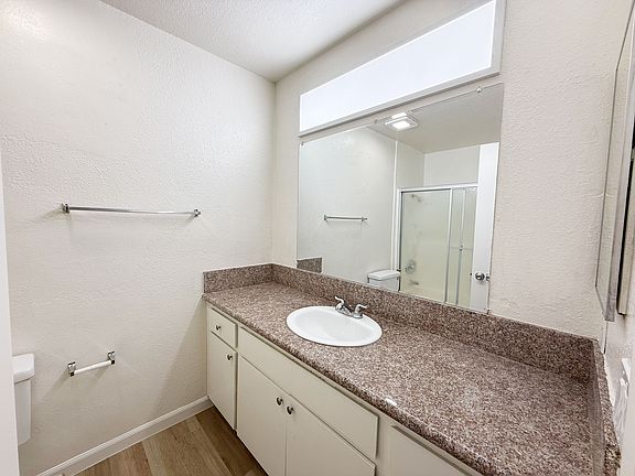 4th image of 14151 Flower St #C