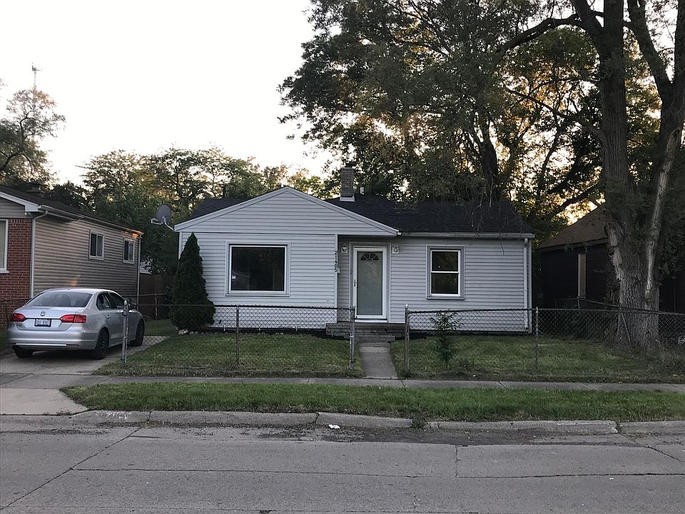 1st image of 21405 Woodside Ave