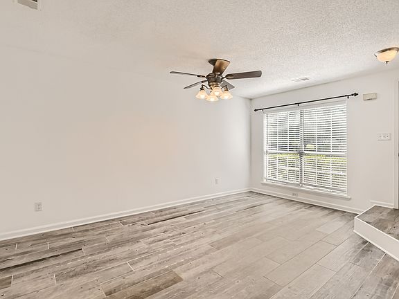 2nd image of 8281 Golf Ridge Dr