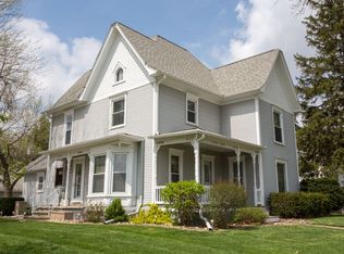 323 4th St, Janesville, IA 50647