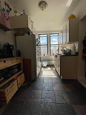5th image of 678 Grand St APT 3R