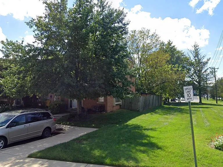 5320 Norbeck Rd — Photo 3
