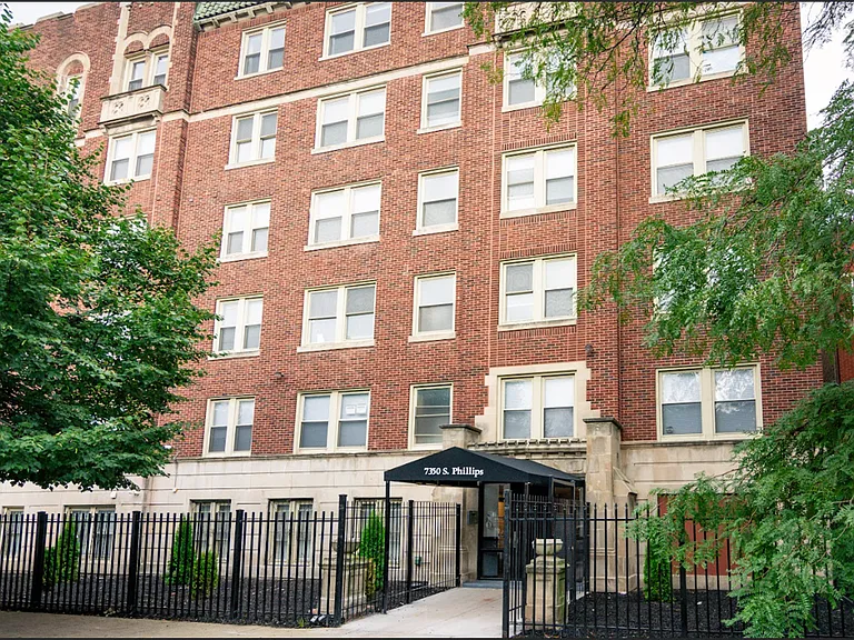 The Shore Residences 7350 S. Phillips Ave, Chicago, IL — Photo 22
