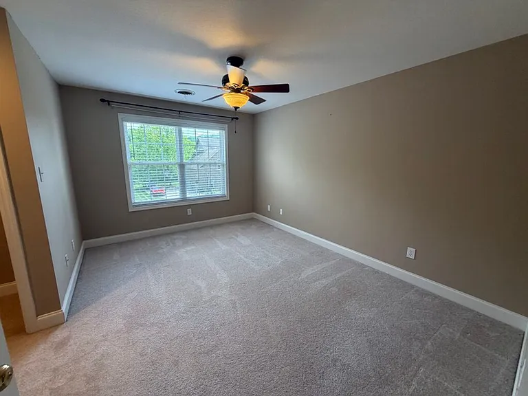 4601 Ivy Rose Dr — Photo 14