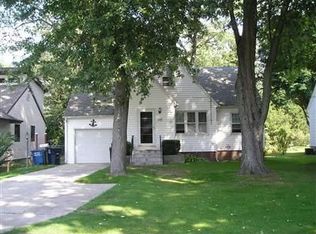 315 Johnson Rd, Trail Creek, IN 46360