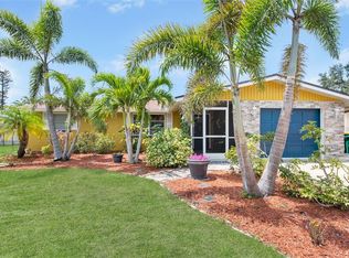 1063 Newton St, Englewood, FL 34224