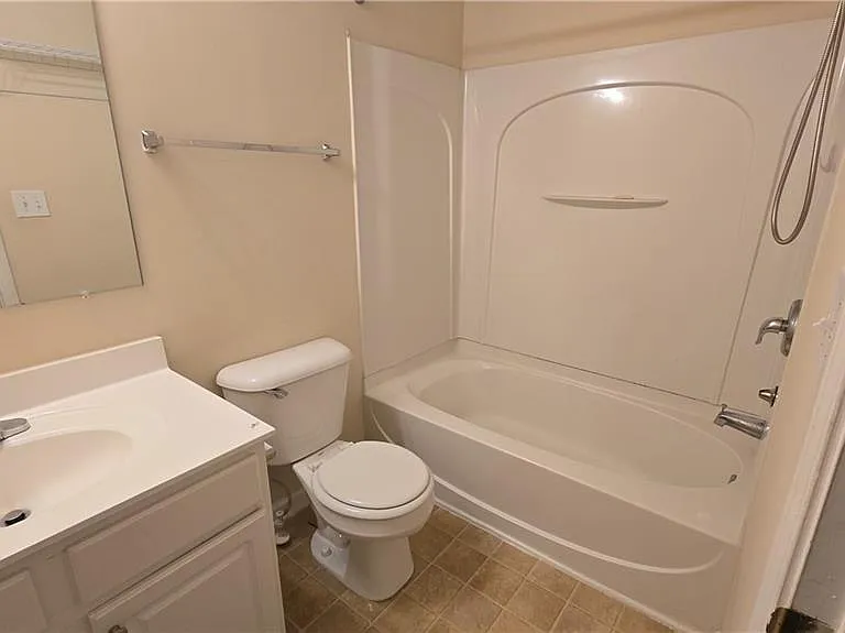 2109 Meadow Peak Rd — Photo 26