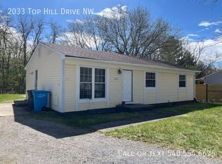2033 Top Hill Dr NW, Roanoke, VA 24017