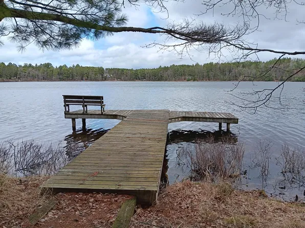 349 N 7th St, Eagle River, WI 54521
