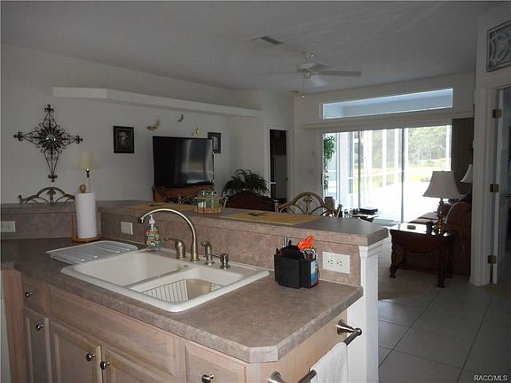 5th image of 2410 N Brentwood Cir