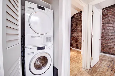 Rented by Urbane Brokerage