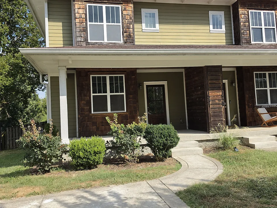 1531 Hayden Dr