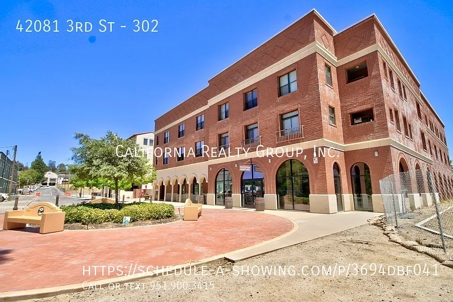 3rd St, 42081 — Photo 2