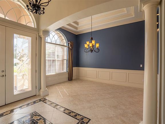 4th image of 9 Flametree Ct