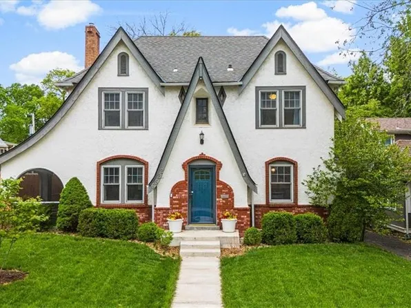 6522 Oak St, Kansas City, MO 64113