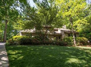 28 Club Forest Ln, Greenville, SC 29605