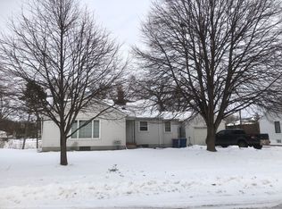 6316 Phoenix St, Golden Valley, MN 55427