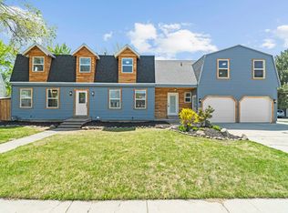 1630 E Ridgemark Dr, Sandy, UT 84092