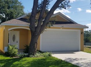 8425 Marlanas Pl, Temple Terrace, FL 33637