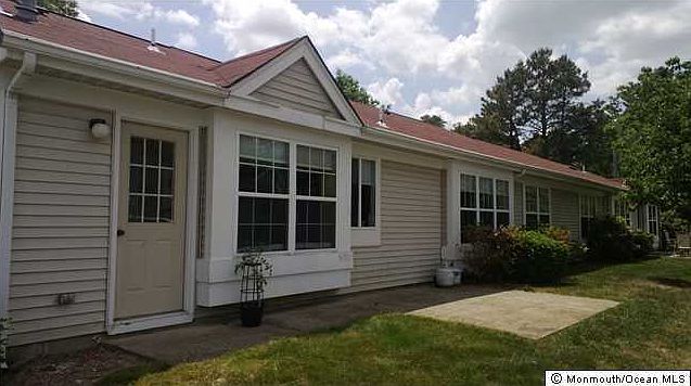 2nd image of 1252 Thornbury Lane #B