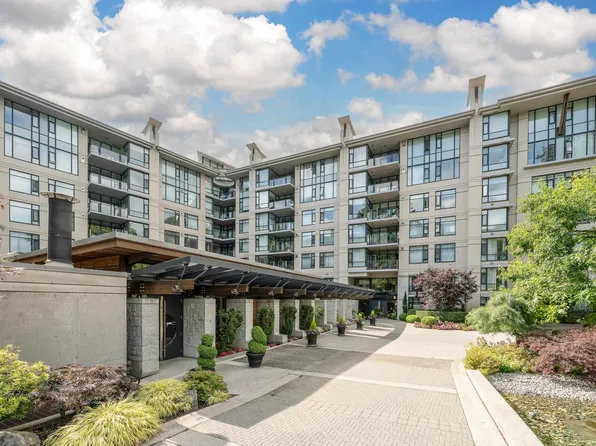 4685 Valley Dr #218, Vancouver, BC V6J 5M2