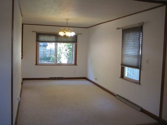4th image of 510 S Joliet St