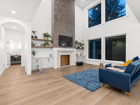 5th image of 9756 Dewdney Trunk Rd