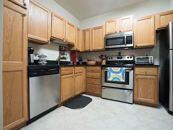 3rd image of 7944 Bentley Village Dr #33C
