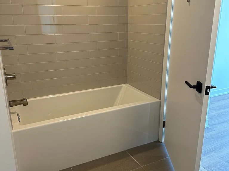 319 Jarvis St #2908 — Photo 8