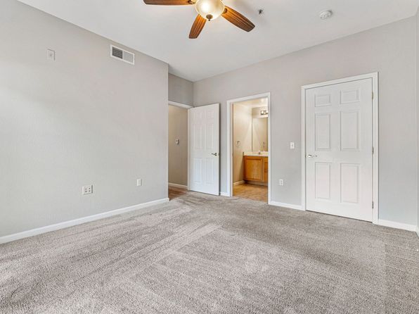 7440 S Blackhawk St Unit 1108