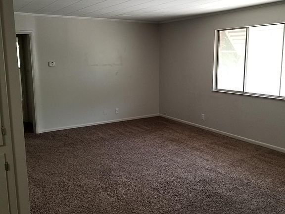 5th image of 670 N Beard Ave #15449170