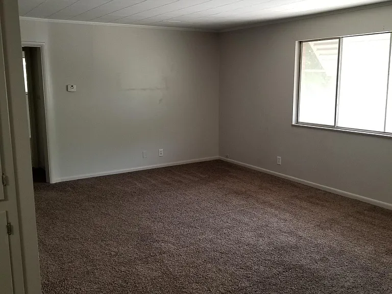 670 N Beard Ave #1 — Photo 7