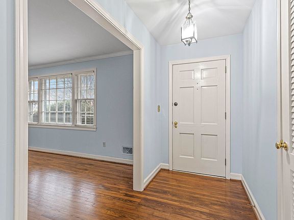2nd image of 3309 E North St