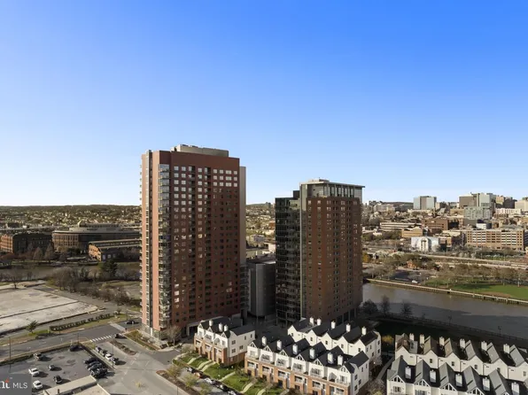 105 Christina Lndg APT 704, Wilmington, DE 19808