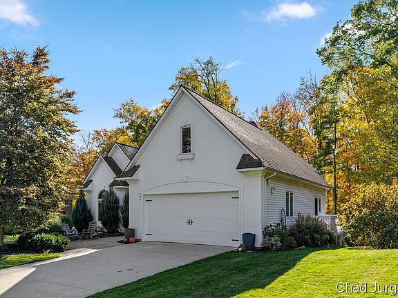 5th image of 336 Normandy Ct SW
