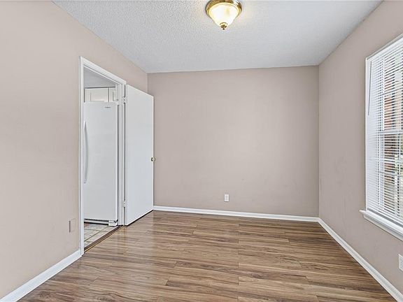 3rd image of 4017 Cottage Hill Rd APT 53