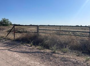 7?? S Roosevelt Rd S #1/2, Portales, NM 88130