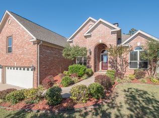 221 Hidden Valley Loop, Maumelle, AR 72113