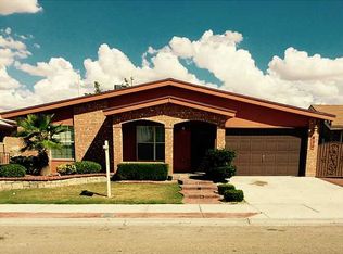 820 Nazareno St, Horizon City, TX 79928