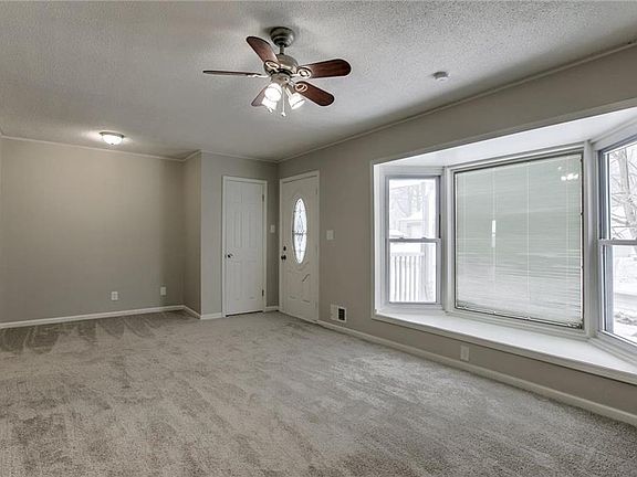 3rd image of 3035 S 46th St
