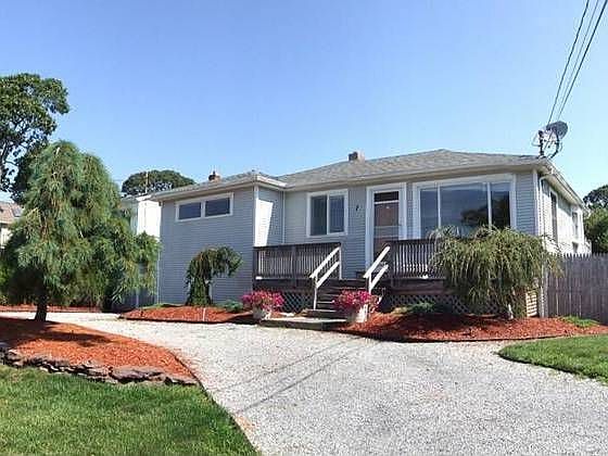 2nd image of 7 Mallard Dr