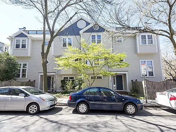 285 Brookline St #1