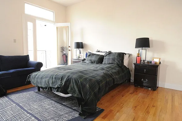 Rented by Weinstein Realty Group | media 42