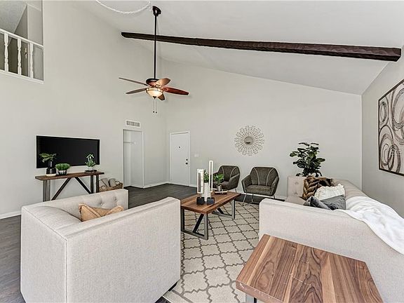 4th image of 2640 Barksdale Ct #65-C