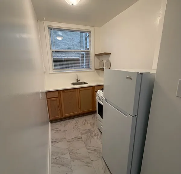 1604 Sanchez St #3 — Photo 9