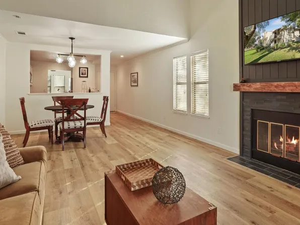 2401 Eilers Ln Unit 102, Lodi, CA 95242