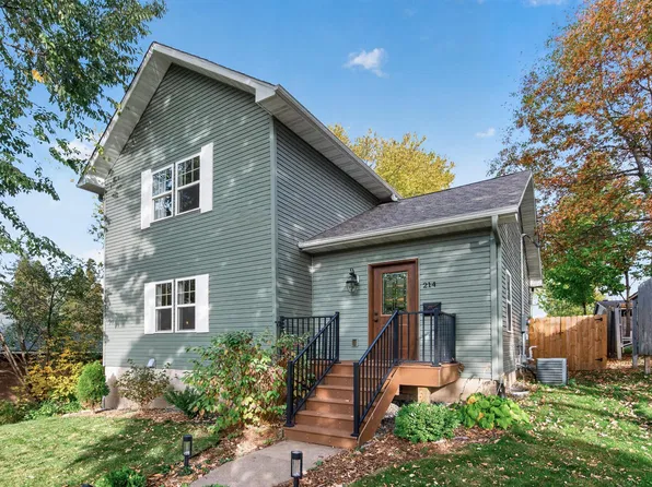 214 N 8th St, River Falls, WI 54022