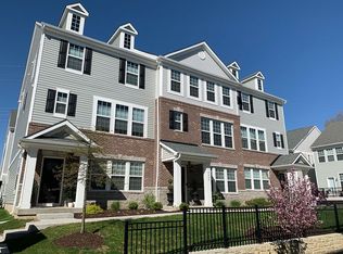 8009 Townes Way, Saint Louis, MO 63117