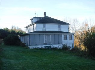 15 Deep Hollow Rd, New Albany, PA 18833