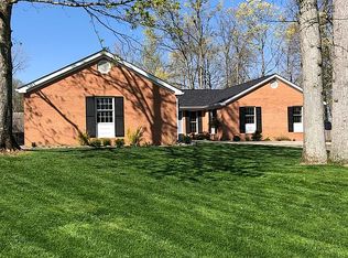 703 E Beechwood Ln, Greensburg, IN 47240
